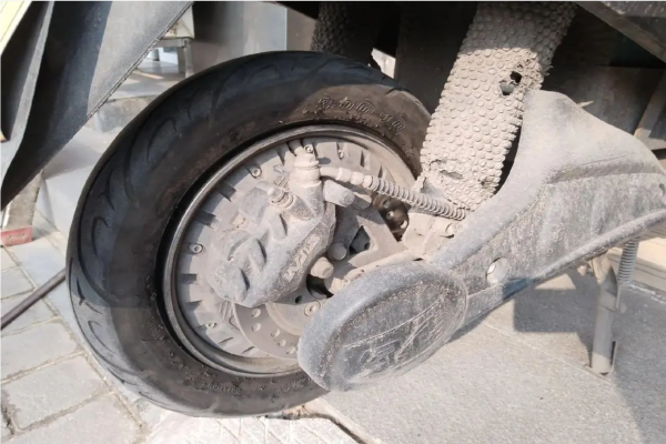 嘉峪关市电动车补胎换胎